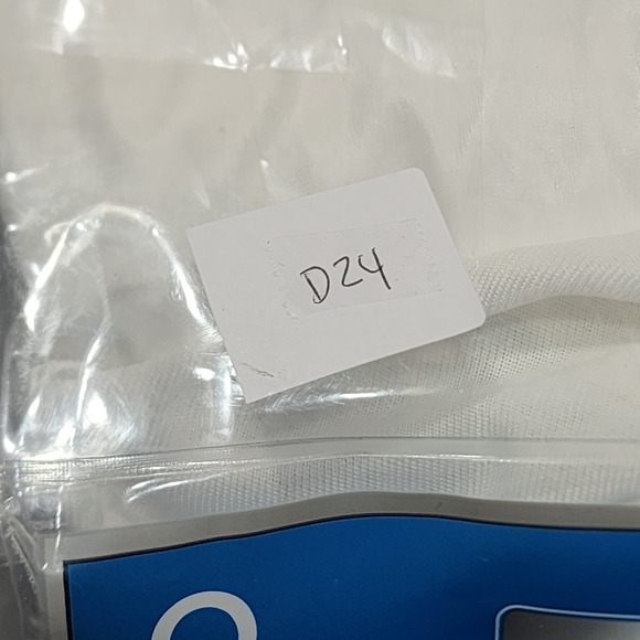 Allerease Clean Boost Cool Touch Queen Fitted Mattress Protector Waterproof - Picture 8 of 8